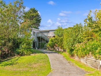 39 Tennis Court Road, Raumati South, Paraparaumu