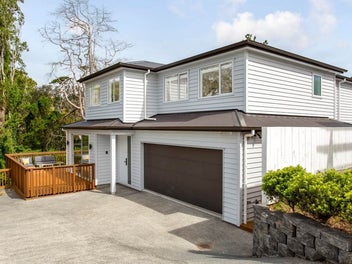 20D Coronation Street, Belmont, Auckland