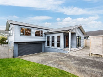 154 Kahu Road, Paremata, Porirua