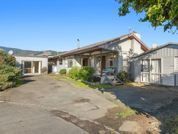5 Balmoral Place, Stoke, Nelson