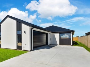 47 Stackwood Avenue, Woodend, Woodend