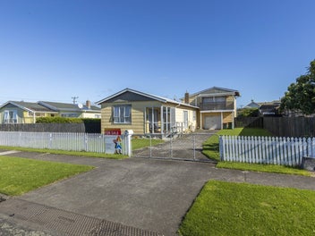 11A Queen Street, Waitara, Waitara