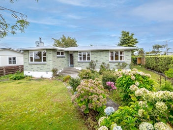 58 Brandon Street, Featherston