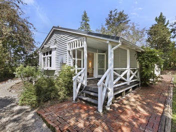 729 Bay Road, Oxford, Oxford