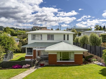 334 Kenmure Road, Kenmure, Dunedin