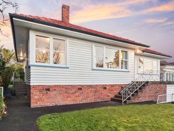 3 Pasadena Avenue, Point Chevalier, Auckland