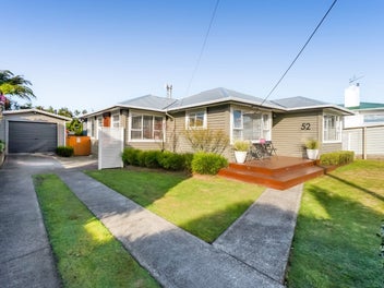 52 Swansea Road, Stratford