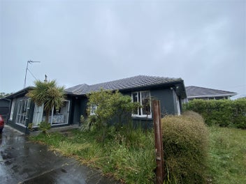 25 Pine Avenue, New Brighton, Christchurch