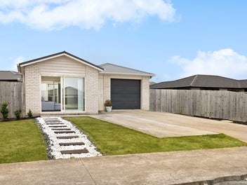 30 Opouatu AVE, Glenbrook