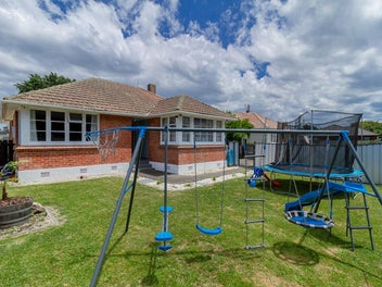 17 Kettle Crescent, Marewa, Napier