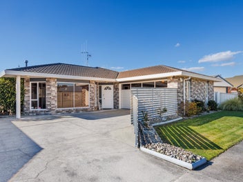 12 Lancewood Lane, Roslyn, Palmerston North