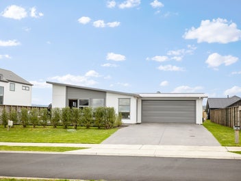 8 Ngaroma Crescent, Whitianga, Whitianga