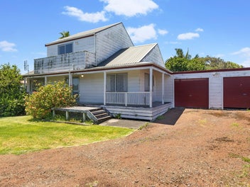 2/17 Leaming Place, Clarks Beach, Auckland