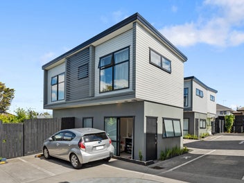 6/24 Andrew Road, Howick, Auckland