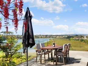145 West Harbour Drive, West Harbour, Auckland
