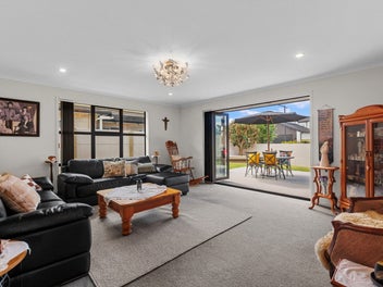 40 Oceania Sands Way, Papamoa Beach, Papamoa