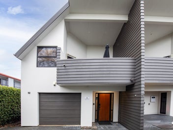 4/19 Edgecumbe Street, Whitiora, Hamilton