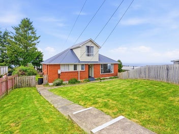 15 Lincoln Street, Halfway Bush, Dunedin