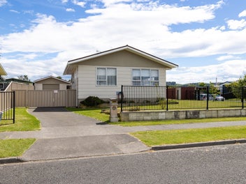 50 Wynyard Crescent, Tamatea, Napier