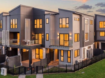 111B Sycamore Drive, Sunnynook, Auckland