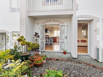 87 Winery Way, Henderson, Auckland