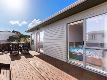 26 Lomita Road, Johnsonville, Wellington