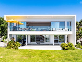 4 Breadalbane Place, Langs Beach, Waipu