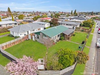32 Bermuda Drive, Hornby, Christchurch