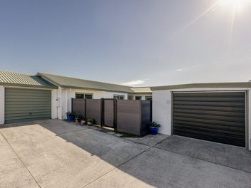 25 Aaron Place, Brookfield, Tauranga