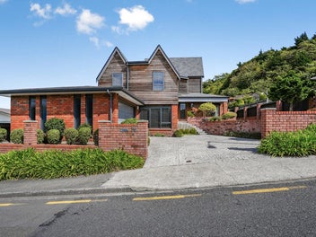59 Miromiro Road, Normandale, Lower Hutt