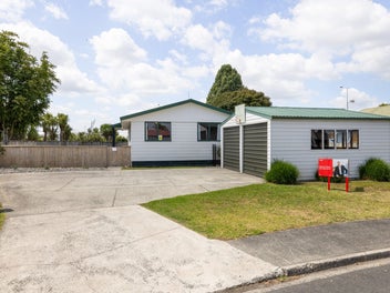 16 Myrlene Place, Nawton, Hamilton