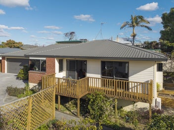 17B Hilltop Road, Parkvale, Tauranga
