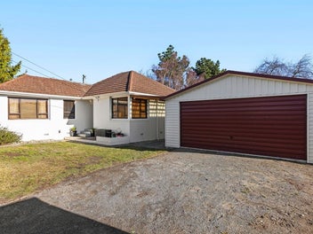 57 McGregors Road, Bromley, Christchurch