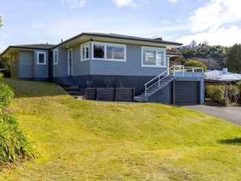 18 Scenic Heights, Acacia Bay, Taupō