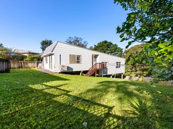 10 Denver Avenue, Sunnyvale, Auckland