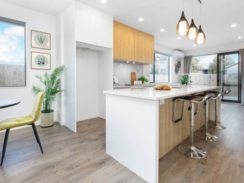 96B Botany Road, Botany Downs, Auckland
