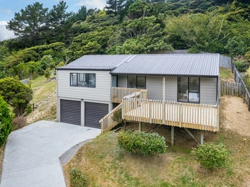 72 Omapere Street, Whitby, Porirua