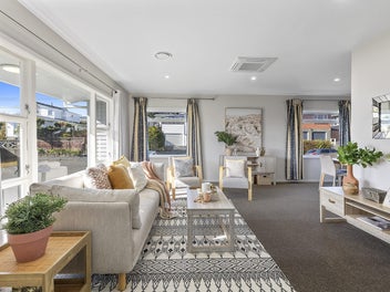 19 Oswald Crescent, Paparangi, Wellington