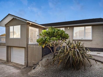 77A Donovan Street, Blockhouse Bay, Auckland