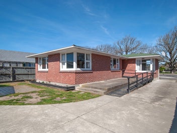 413 Linwood Avenue, Bromley, Christchurch