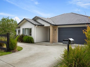 5 Raymond Grace Avenue, Huapai, Kumeu