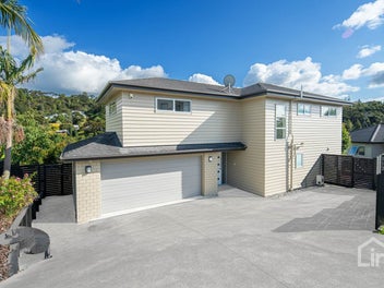 112 Tamahere Drive, Glenfield, Auckland