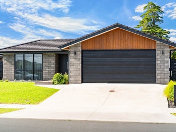 71 Kaurinui Crescent, One Tree Point