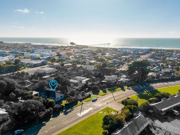 77 Owles Terrace, New Brighton, Christchurch