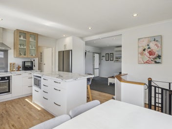 24 Bell Crescent, Concord, Dunedin