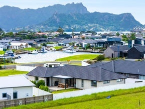 8 Matariki Drive, One Tree Point, One Tree Point