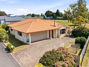 43 Kiddle Drive, Hilltop, Taupo