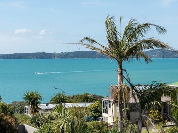 6 Alexander Avenue, Maraetai, Auckland