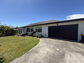 1 Karina Crescent, Redwoodtown, Blenheim