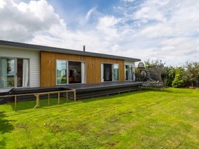 47 Lyon Street, Featherston, Featherston